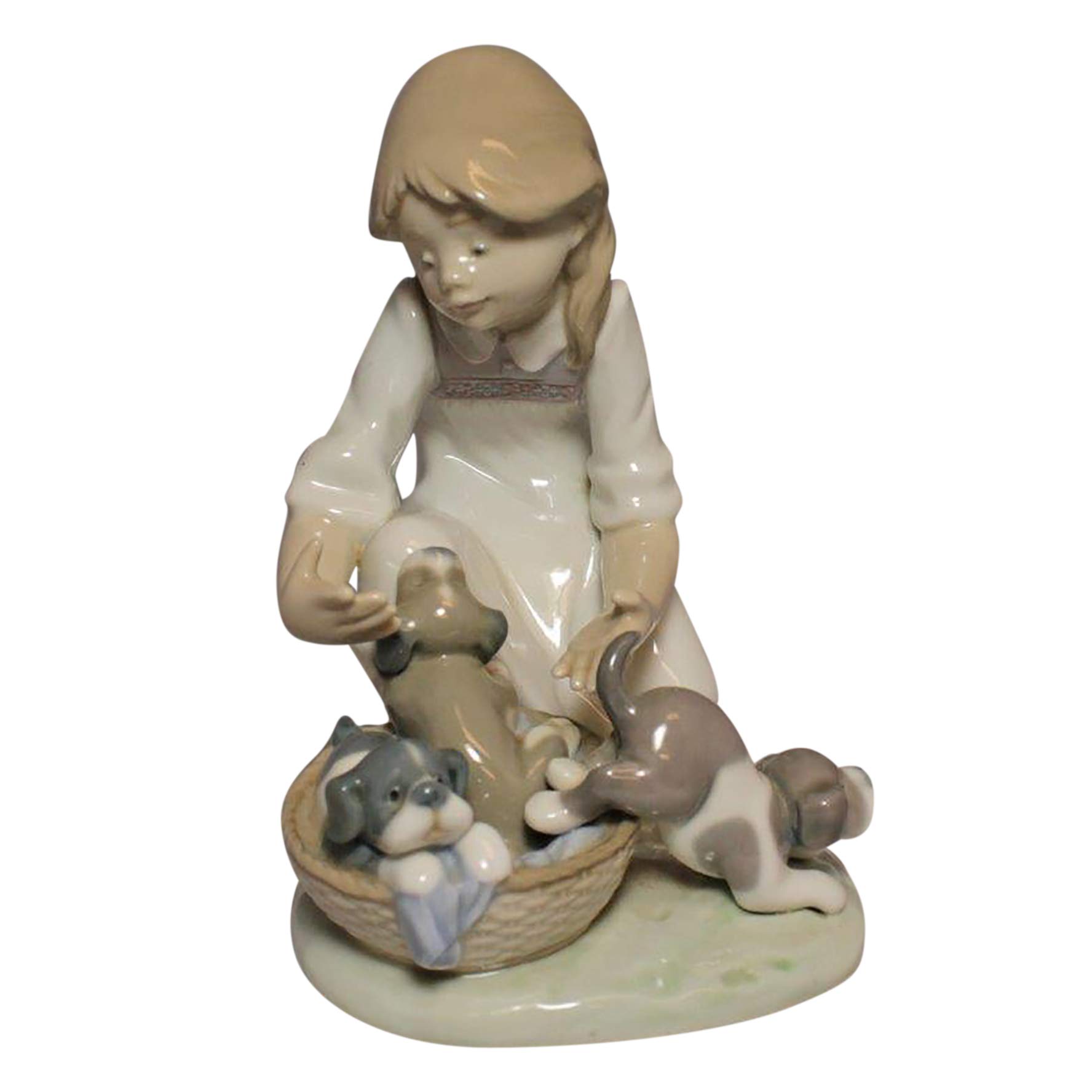 Amazon.com: Lladro Figurine: 5595 Joy in a Basket : Home & Kitchen